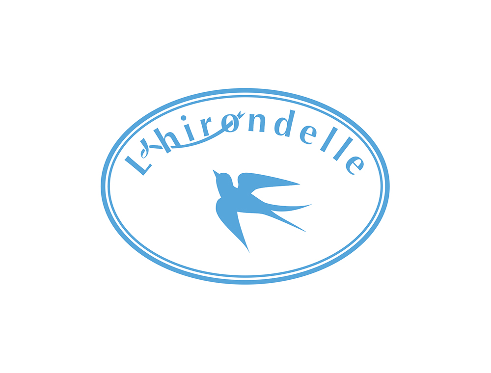 カフェ「L'hirondelle」ロゴ